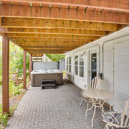 Cozy Plymouth Cottage With Medicine Lake View! Minneapolis Exterior photo